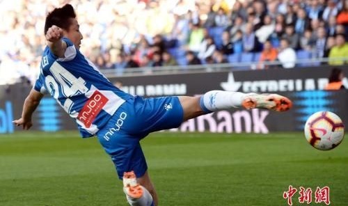  多特蒙德防线屡现漏洞，主场憾负门兴格拉德巴赫