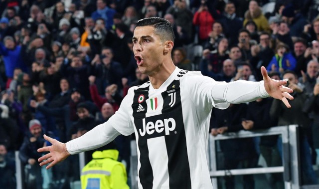  弗赖堡主帅创造队史最佳开局  