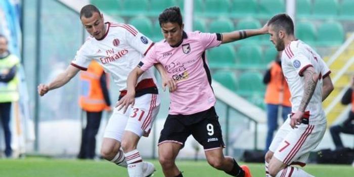  AC米兰租借妖星补强右路  